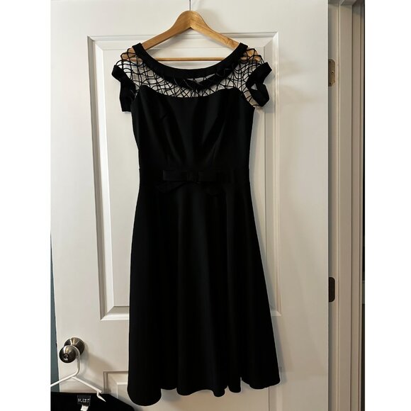 Tatyana Alika Circle Dress in Black - Picture 2 of 8